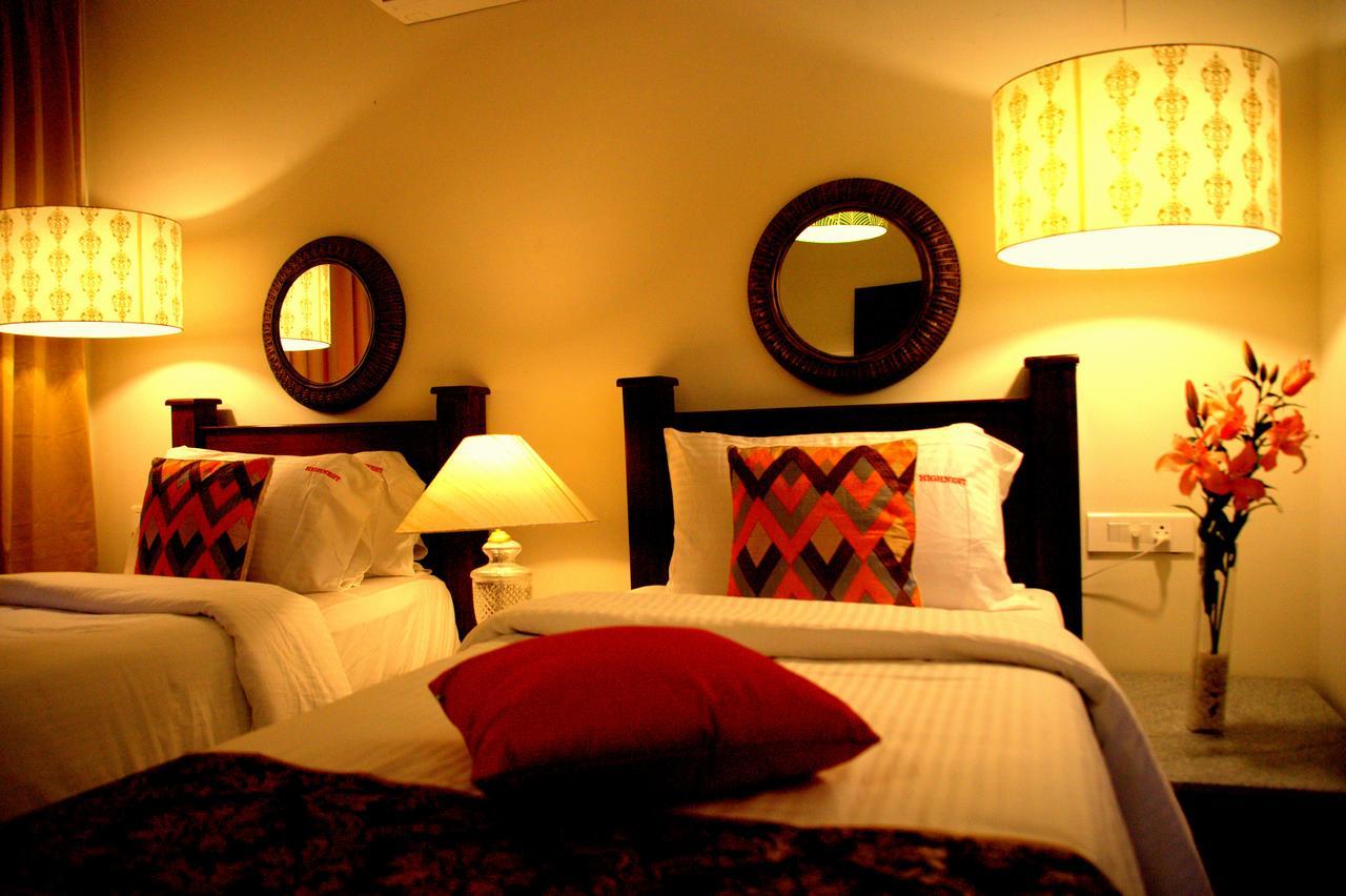 Hotel Villa Highnest - Oragadam -Sriperumbudur ภายนอก รูปภาพ